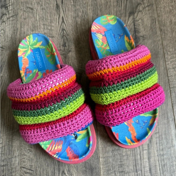 Farm Rio Blue Macaw Crochet Anatomic Slide Sandal - Picture 8 of 12